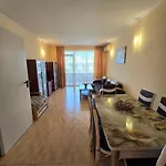 Apartman In Plaza Napospart
