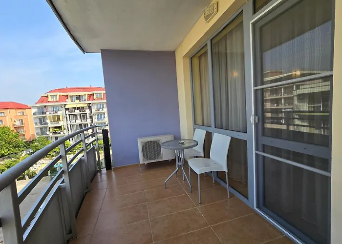 In Plaza Apartament Sunny Beach