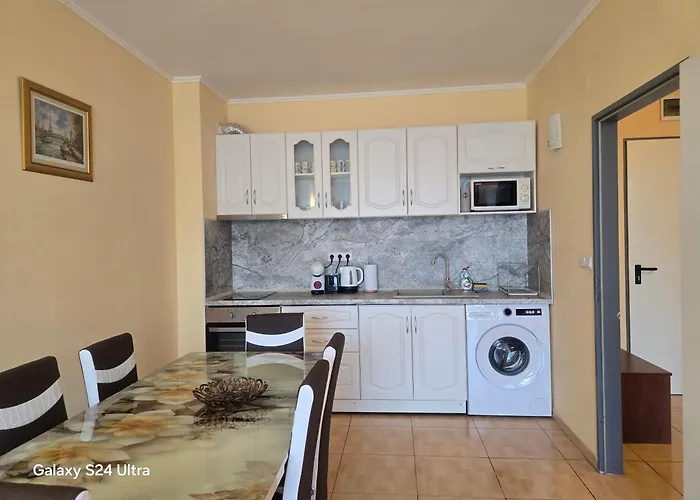 In Plaza Apartament Sunny Beach