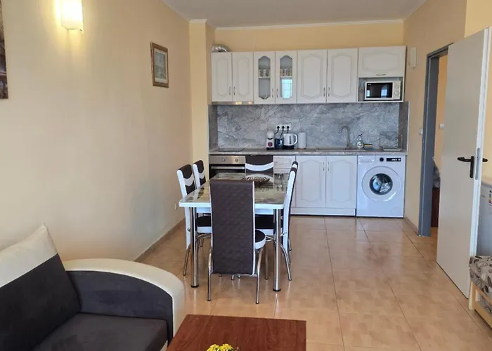 In Plaza * Sunny Beach